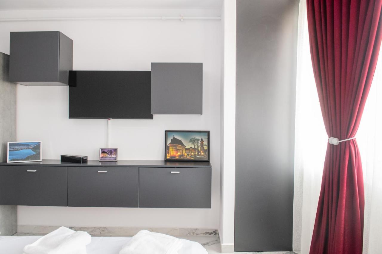 Apart Hotel Center Пьятра-Нямц Экстерьер фото