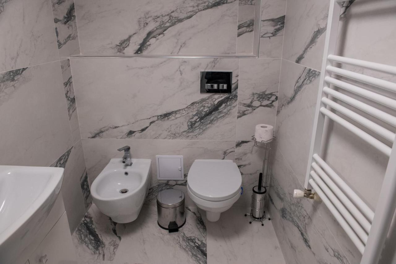 Apart Hotel Center Пьятра-Нямц Экстерьер фото