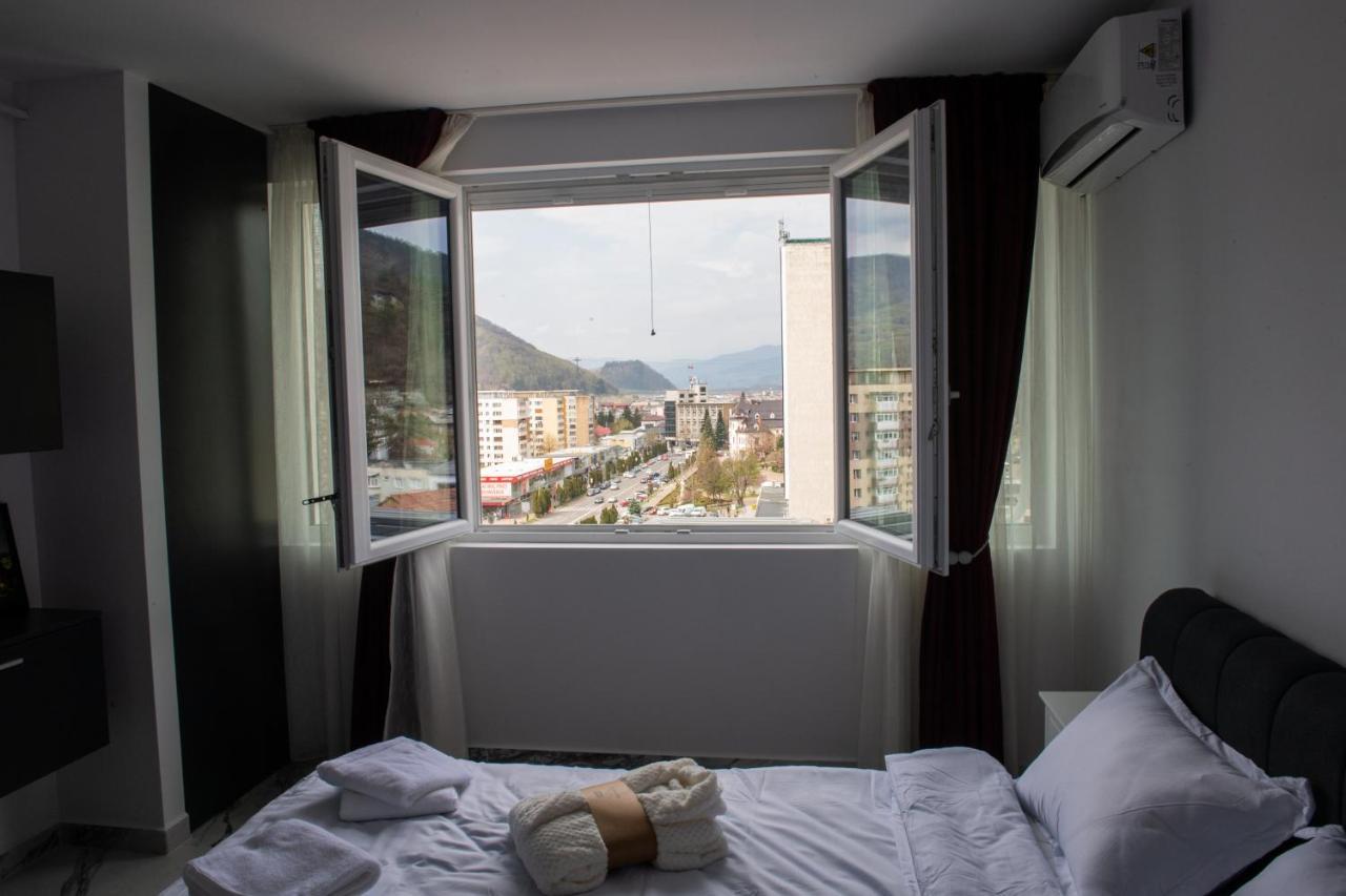Apart Hotel Center Пьятра-Нямц Экстерьер фото