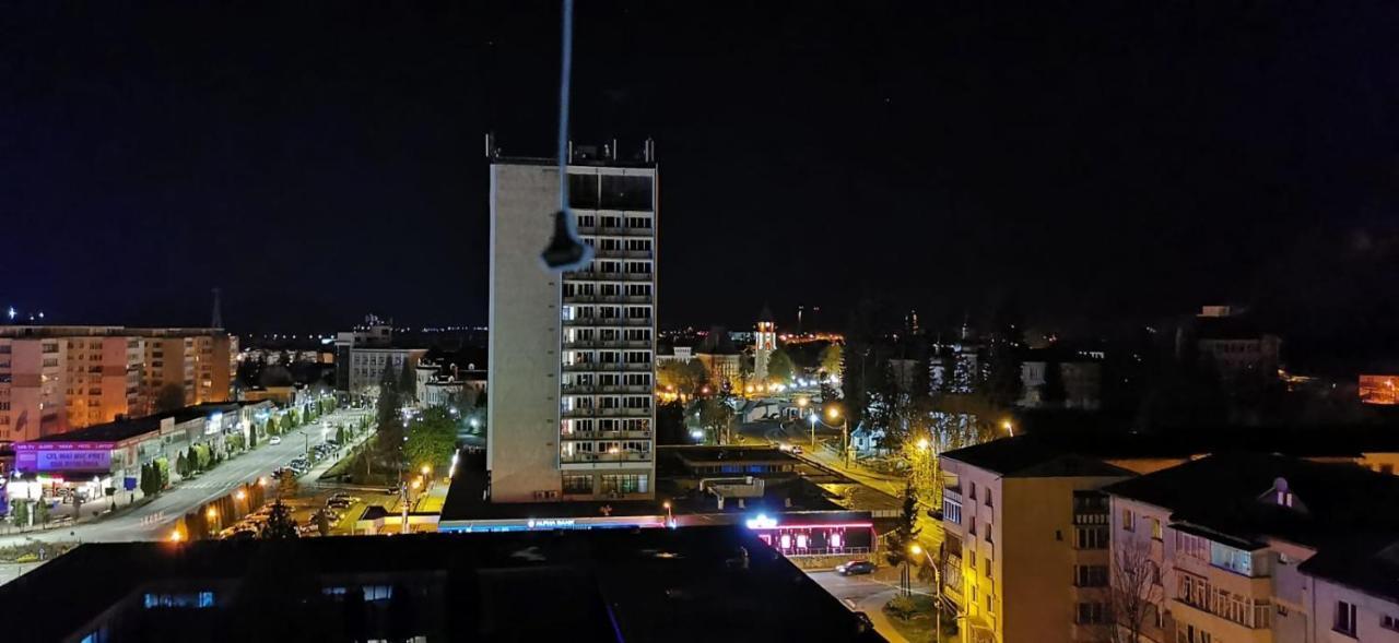 Apart Hotel Center Пьятра-Нямц Экстерьер фото